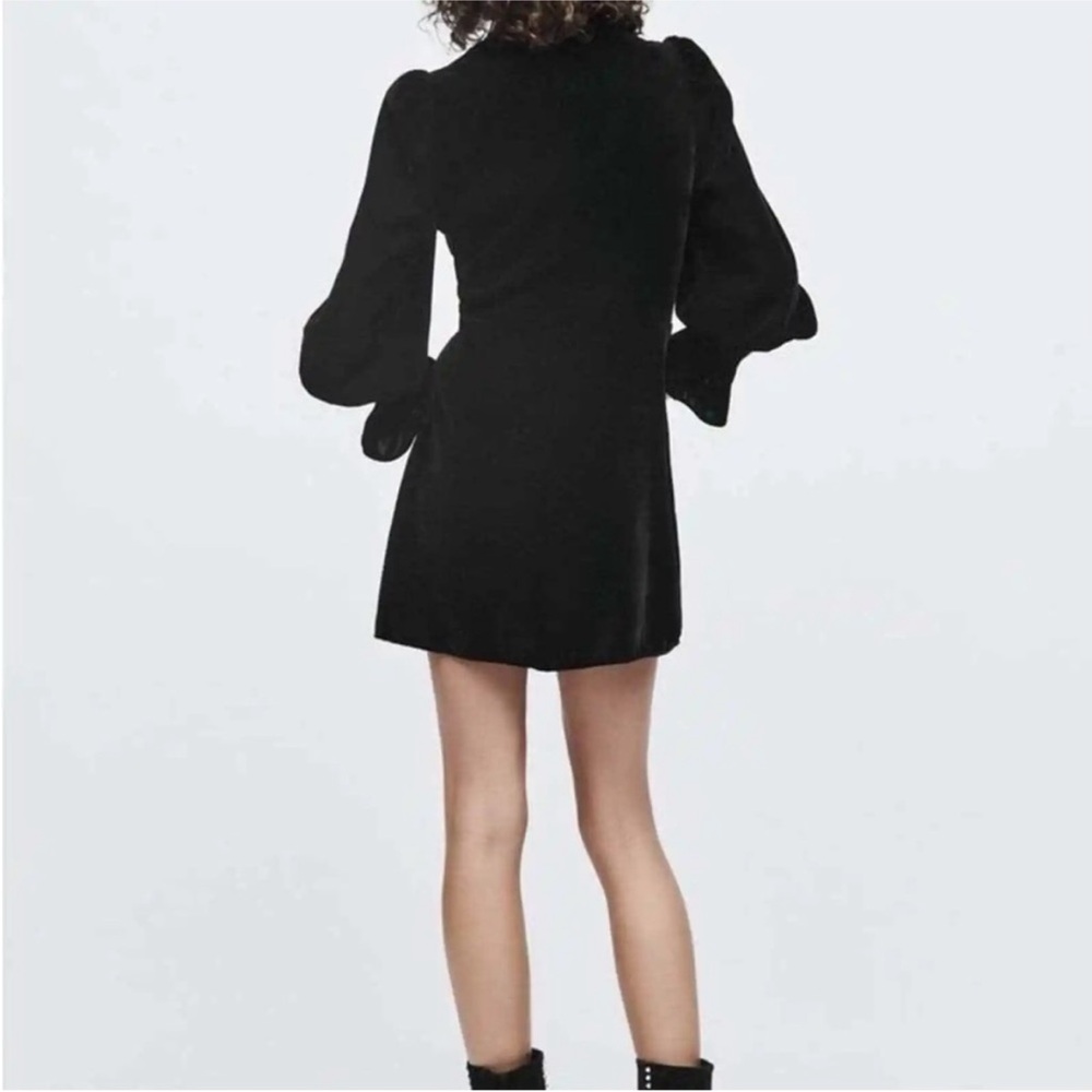 Zara Black Long Sleeve velvet mini Dress Sz XL mock neck ruffle sleeve preloved - Picture 3 of 10